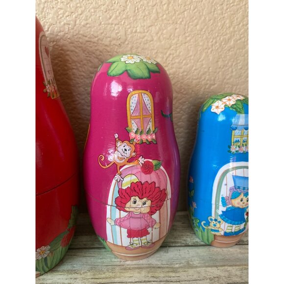 Vintage Strawberry Shortcake Wooden Nesting Dolls Set of 5 - 1980s Collectible - Picture 7 of 16